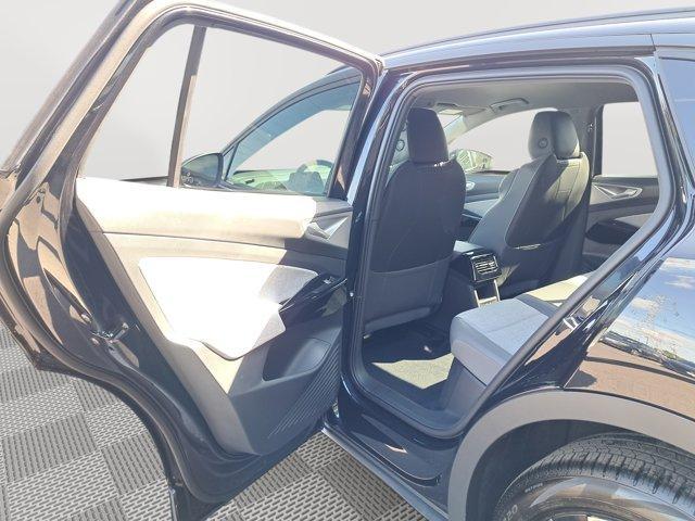 new 2025 Volkswagen ID.4 car