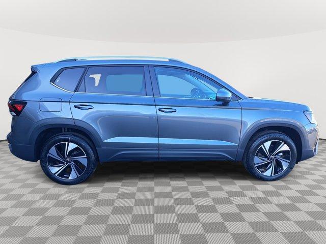 new 2025 Volkswagen Taos car