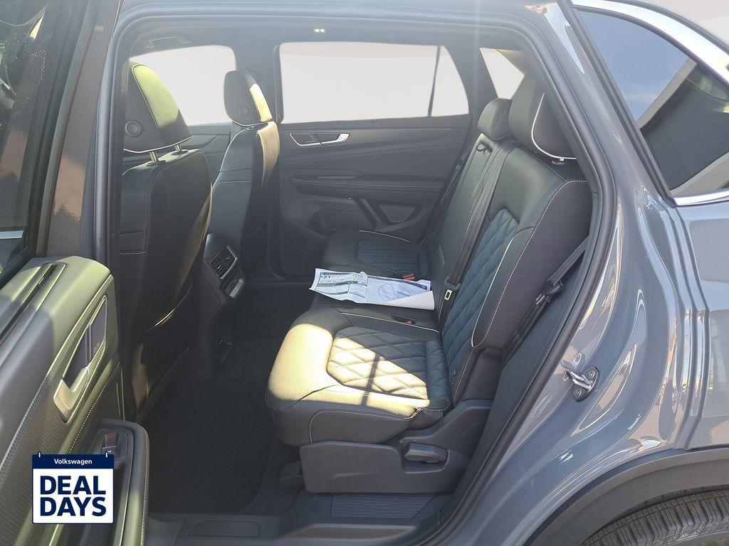 new 2025 Volkswagen Atlas Cross Sport car, priced at $53,201