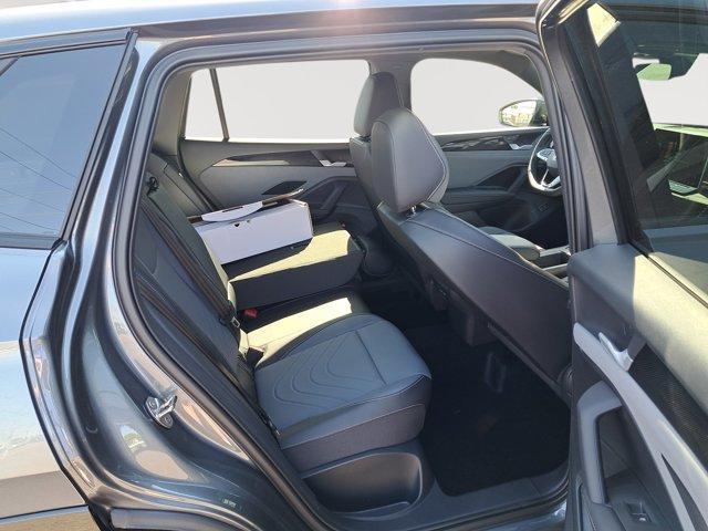 new 2025 Volkswagen Tiguan car