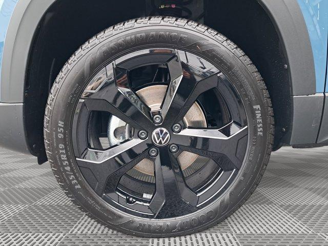new 2025 Volkswagen Taos car, priced at $36,105