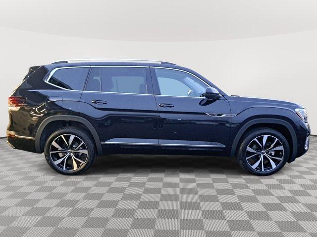 new 2025 Volkswagen Atlas car, priced at $55,136