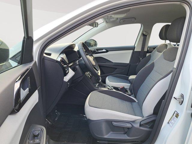 new 2025 Volkswagen Taos car