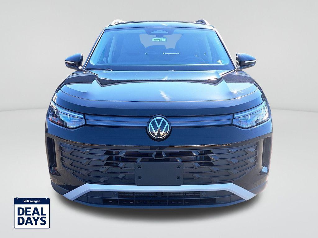 new 2025 Volkswagen Tiguan car, priced at $36,382