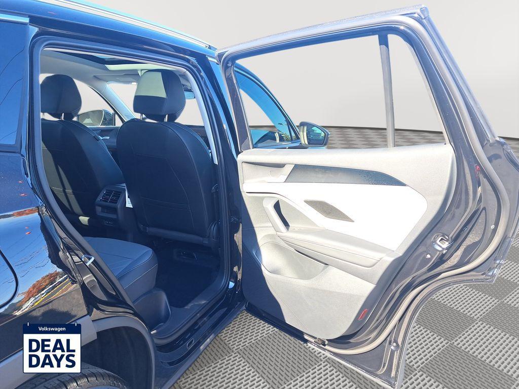 new 2025 Volkswagen Tiguan car, priced at $36,382