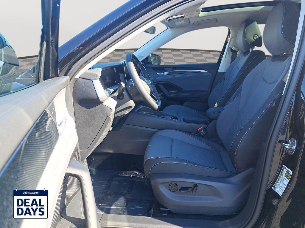 new 2025 Volkswagen Tiguan car, priced at $36,382