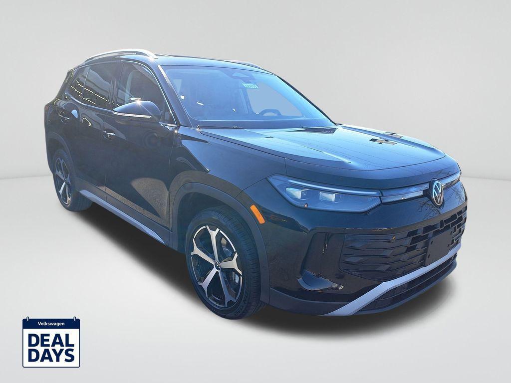 new 2025 Volkswagen Tiguan car, priced at $36,382