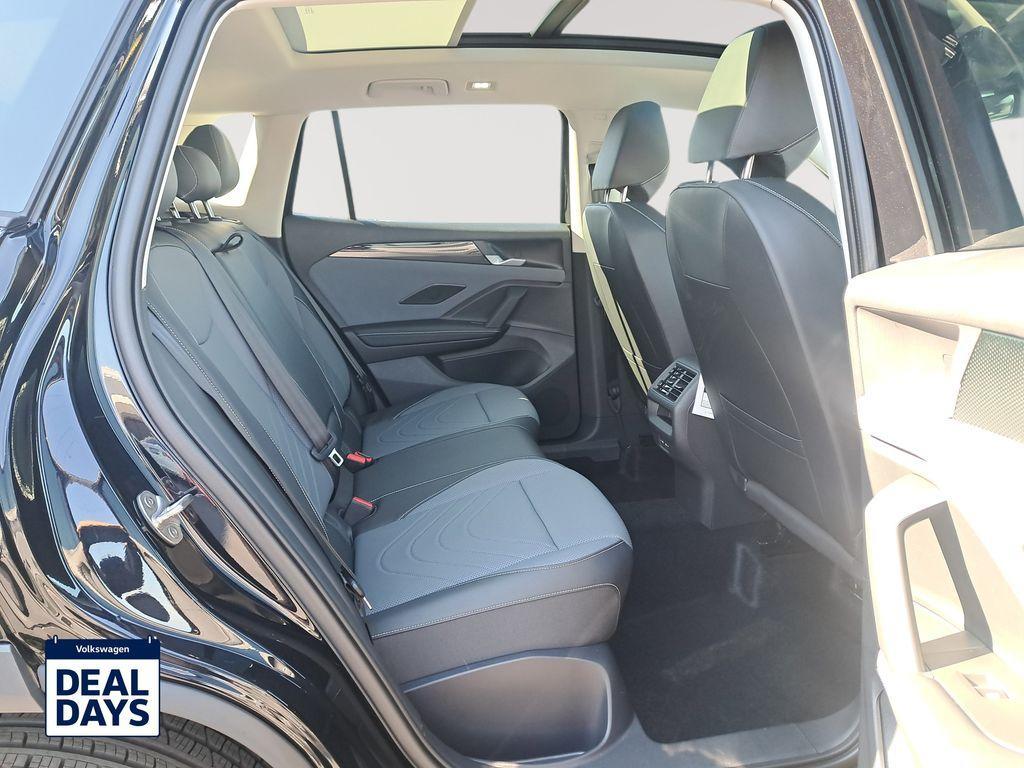 new 2025 Volkswagen Tiguan car, priced at $36,382