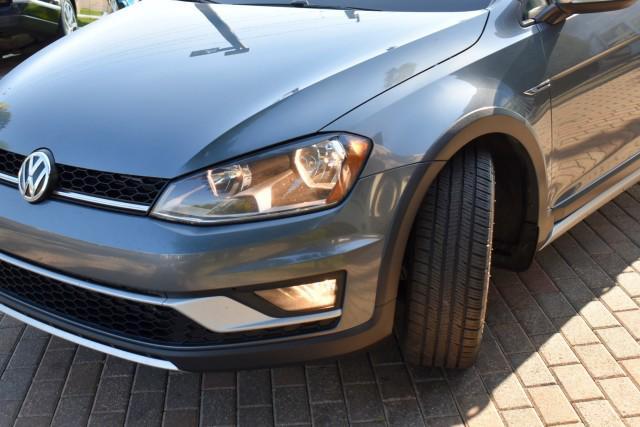 used 2017 Volkswagen Golf Alltrack car, priced at $5,984