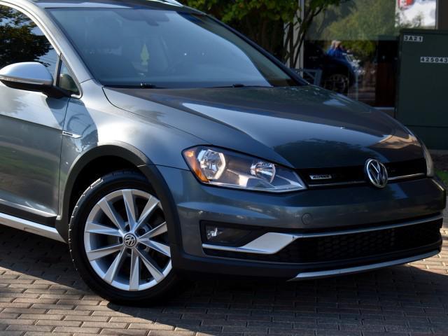used 2017 Volkswagen Golf Alltrack car, priced at $5,984