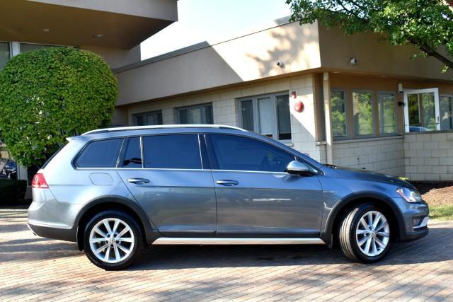 used 2017 Volkswagen Golf Alltrack car, priced at $5,984