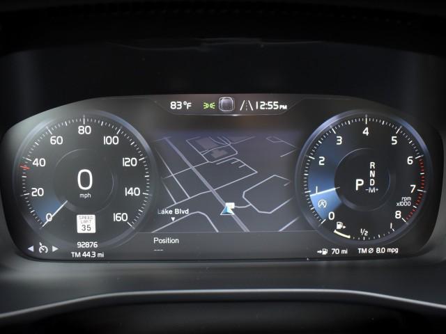 used 2022 Volvo XC40 car, priced at $20,142