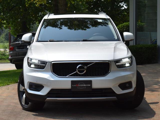 used 2022 Volvo XC40 car, priced at $20,142