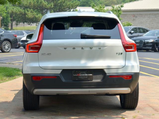 used 2022 Volvo XC40 car, priced at $20,142