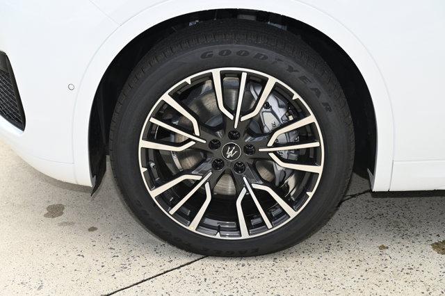 new 2025 Maserati Grecale car, priced at $77,085