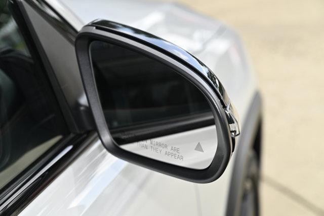 used 2022 Mercedes-Benz GLB 250 car, priced at $35,830