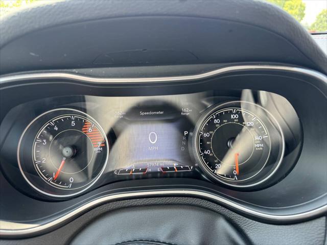 used 2020 Jeep Cherokee car, priced at $18,995