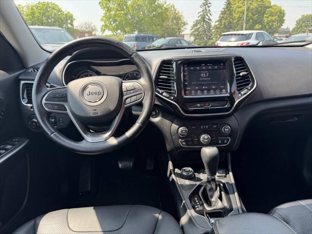 used 2020 Jeep Cherokee car, priced at $18,995