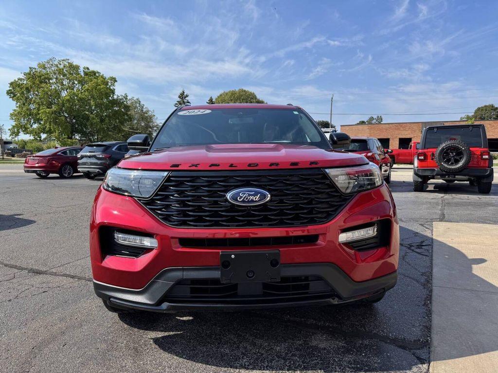 used 2024 Ford Explorer car, priced at $39,995