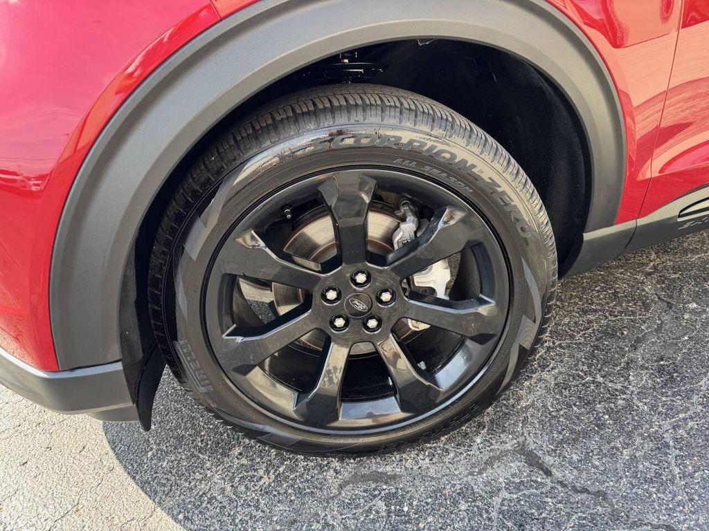 used 2024 Ford Explorer car, priced at $39,995