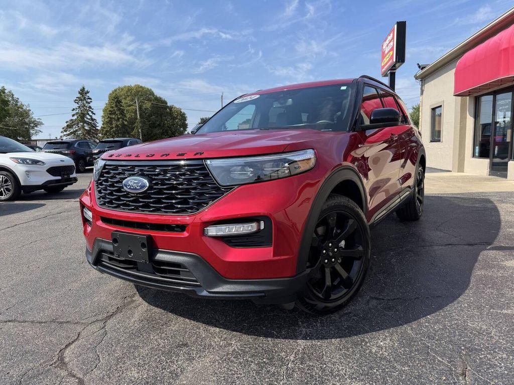 used 2024 Ford Explorer car, priced at $39,995