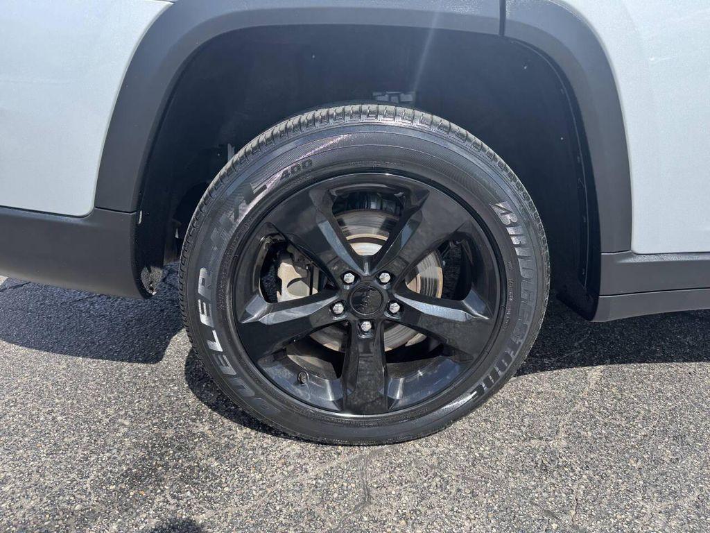 used 2023 Jeep Grand Cherokee L car, priced at $32,995
