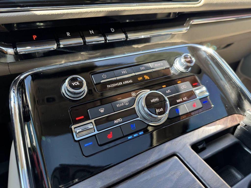 used 2022 Lincoln Navigator car, priced at $58,995