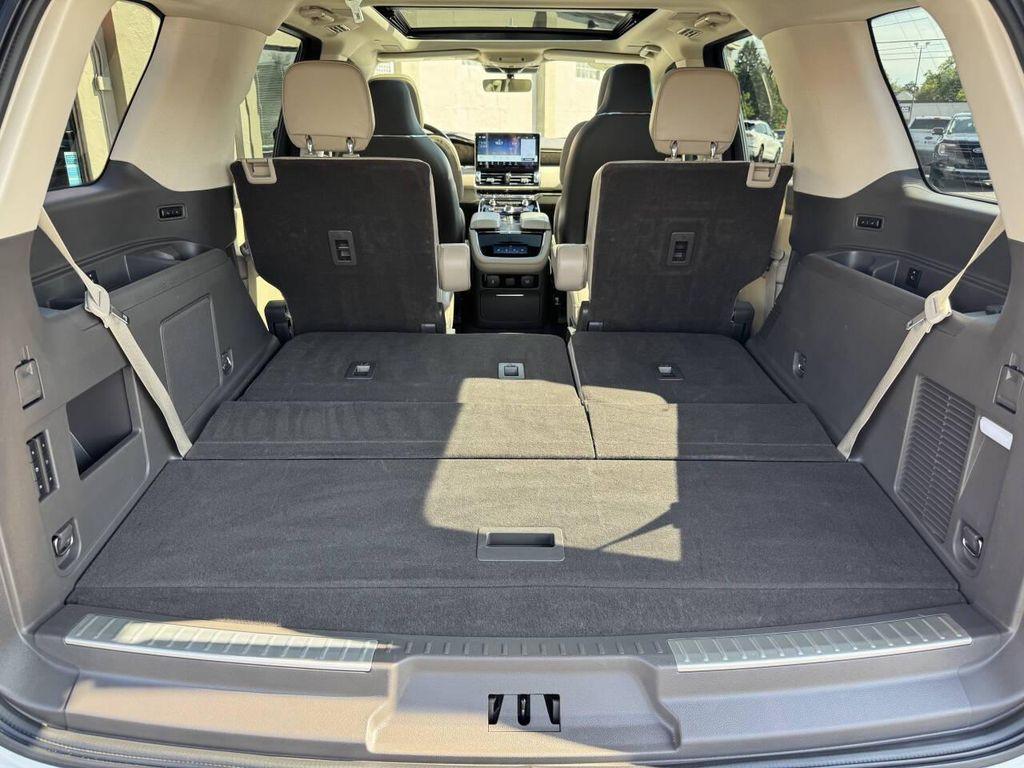 used 2022 Lincoln Navigator car, priced at $58,995
