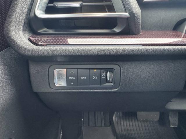 used 2024 Chevrolet Traverse car, priced at $48,995
