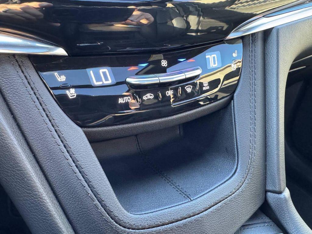 used 2023 Cadillac XT6 car, priced at $41,995
