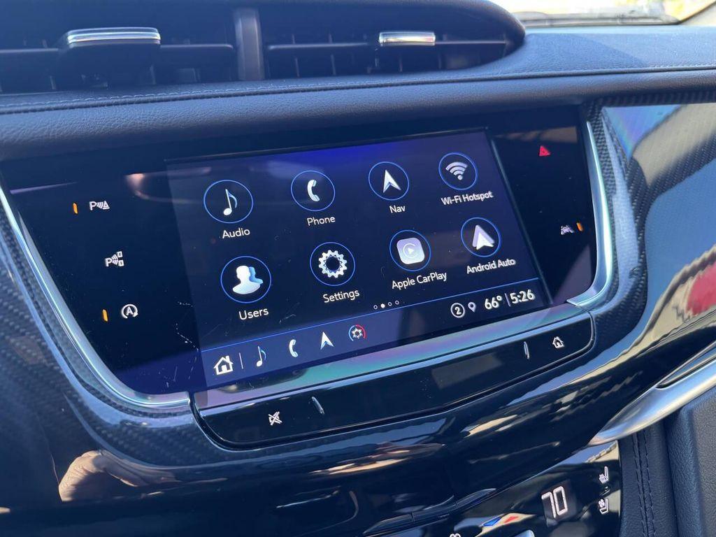 used 2023 Cadillac XT6 car, priced at $41,995