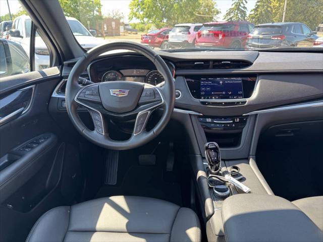 used 2021 Cadillac XT5 car, priced at $30,995