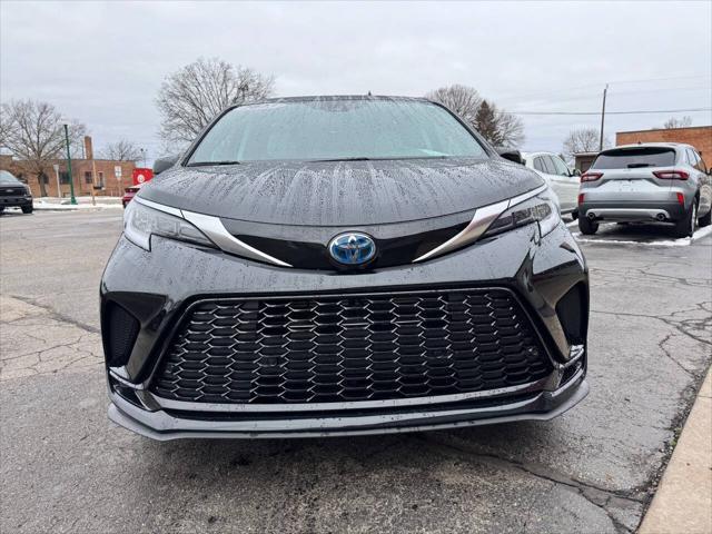 used 2023 Toyota Sienna car, priced at $48,995