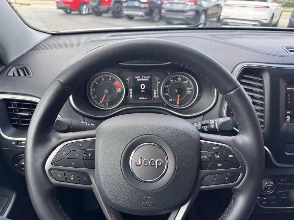 used 2020 Jeep Cherokee car, priced at $18,995
