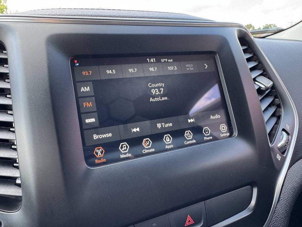 used 2020 Jeep Cherokee car, priced at $18,995