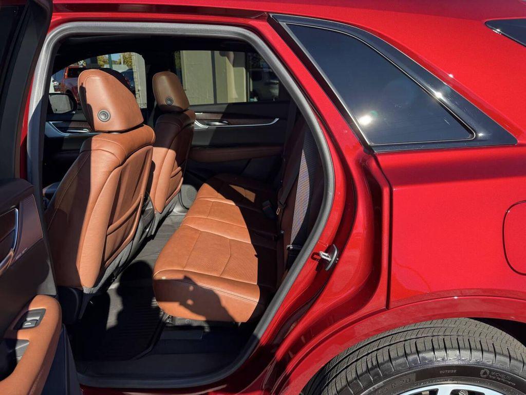 used 2024 Cadillac XT5 car, priced at $42,995