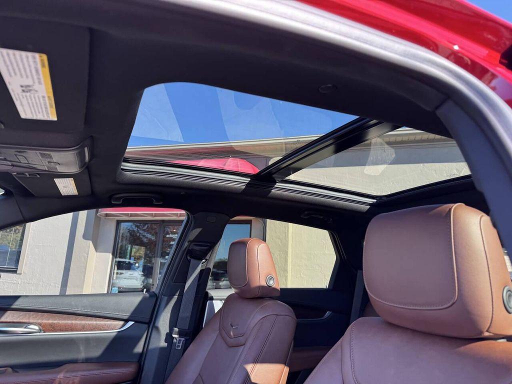 used 2024 Cadillac XT5 car, priced at $42,995