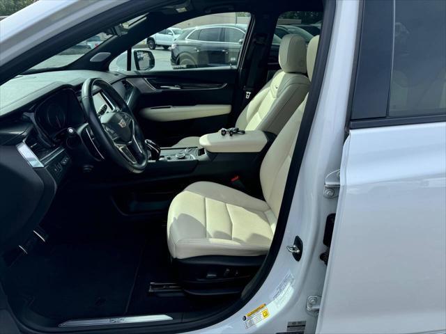 used 2023 Cadillac XT5 car, priced at $38,995