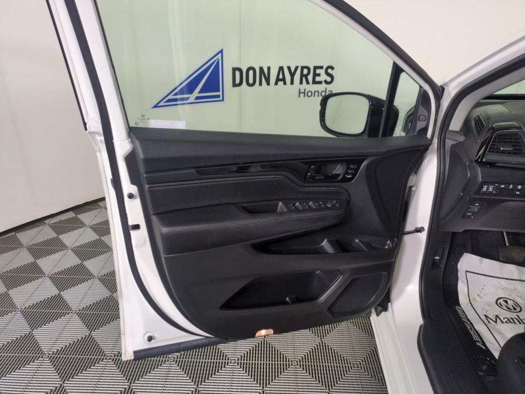 used 2023 Honda Odyssey car, priced at $43,899