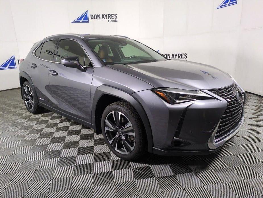 used 2020 Lexus UX 250h car, priced at $26,999