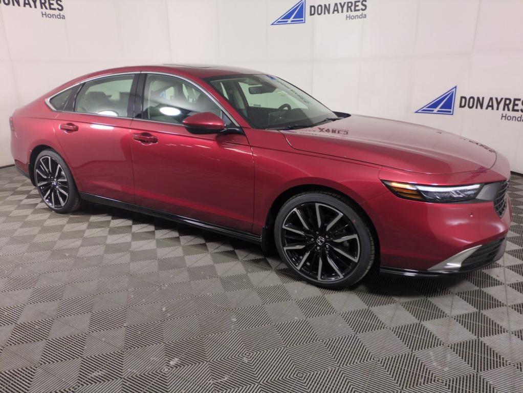 new 2025 Honda Accord Hybrid car, priced at $41,804