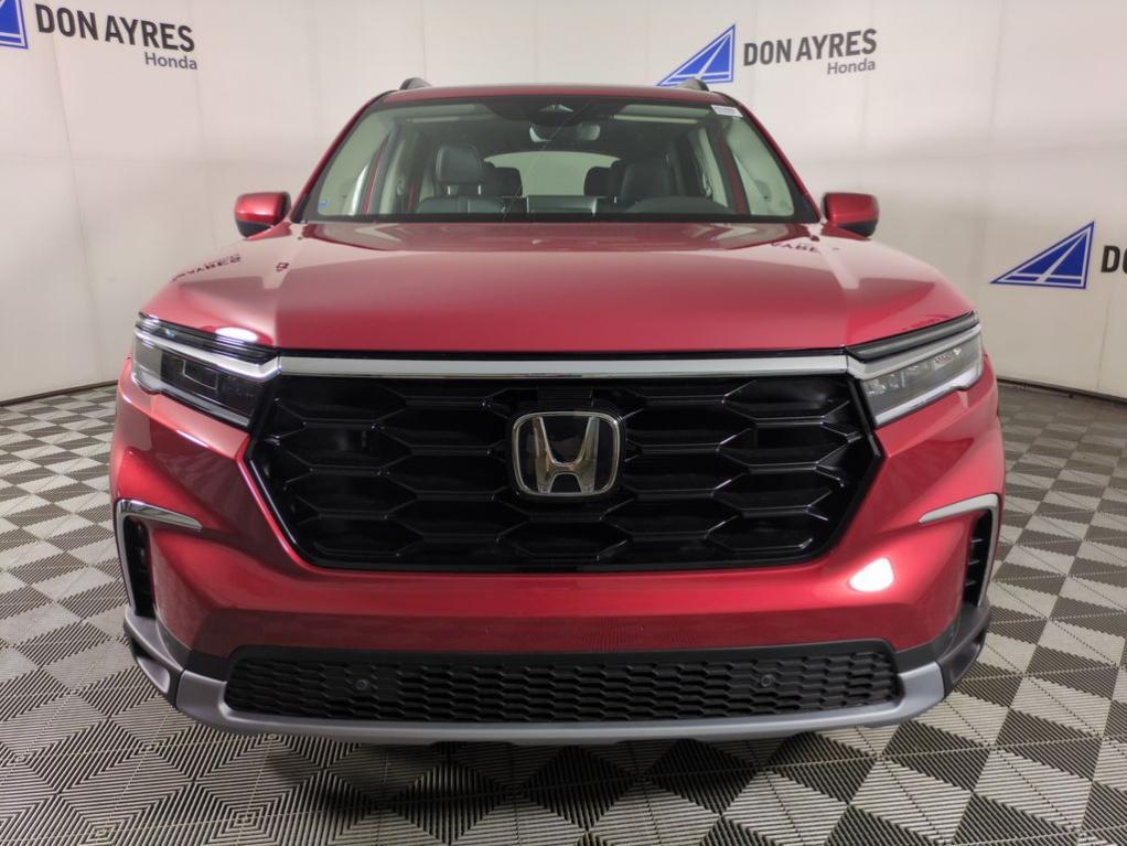 new 2025 Honda Pilot car, priced at $57,632