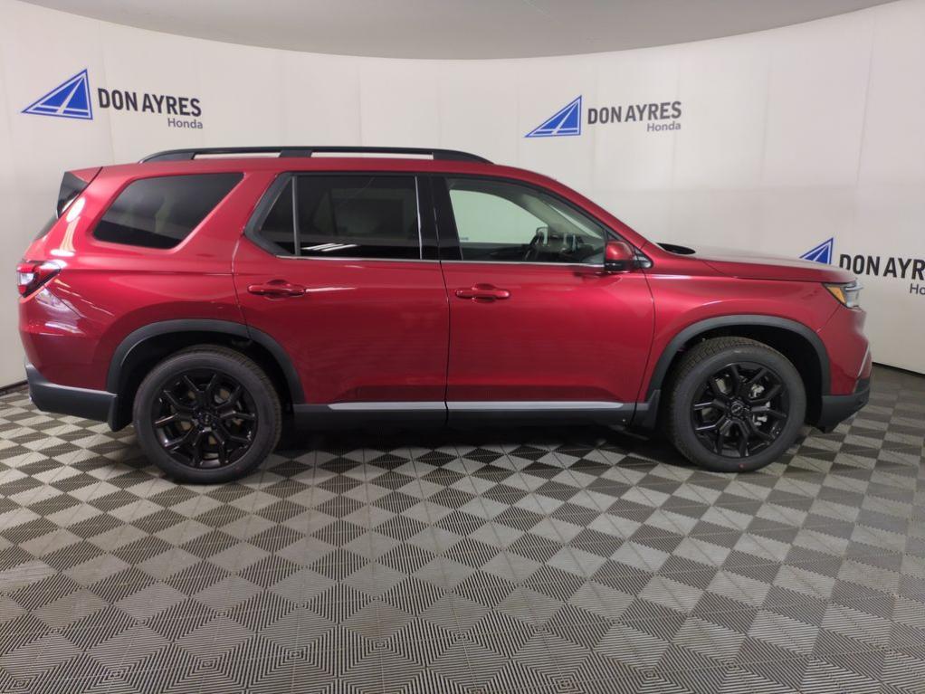 new 2025 Honda Pilot car, priced at $57,632