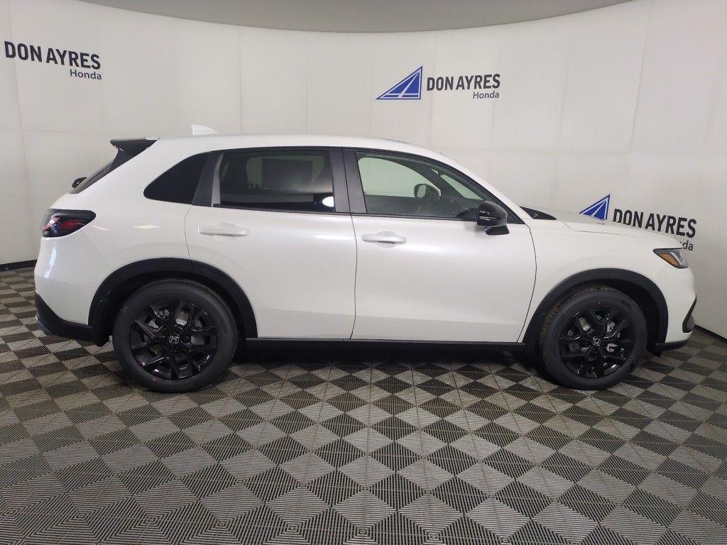 new 2025 Honda HR-V car, priced at $30,249