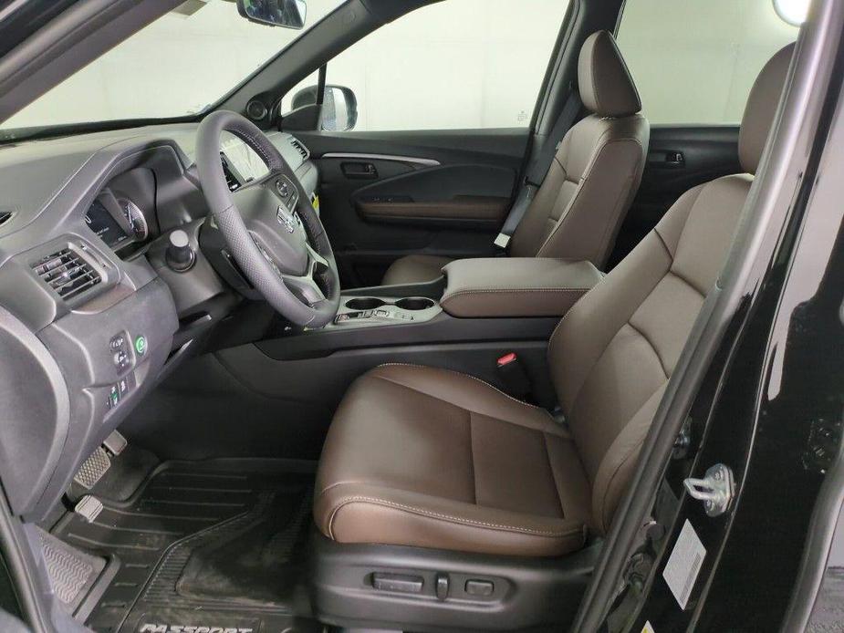 new 2025 Honda Passport car, priced at $45,595