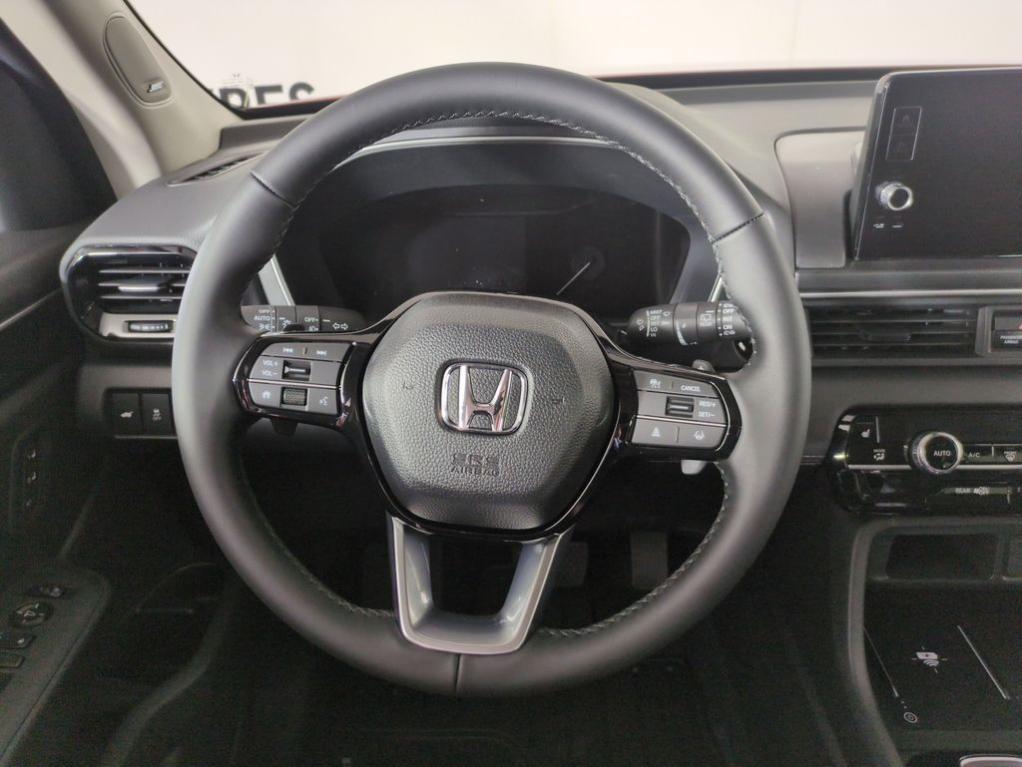 new 2025 Honda Pilot car, priced at $57,677