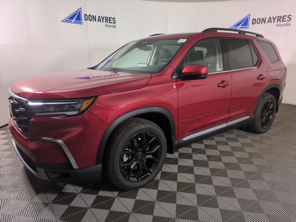 new 2025 Honda Pilot car, priced at $57,677