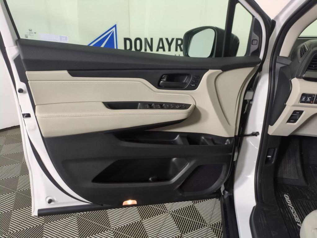new 2026 Honda Odyssey car, priced at $46,339