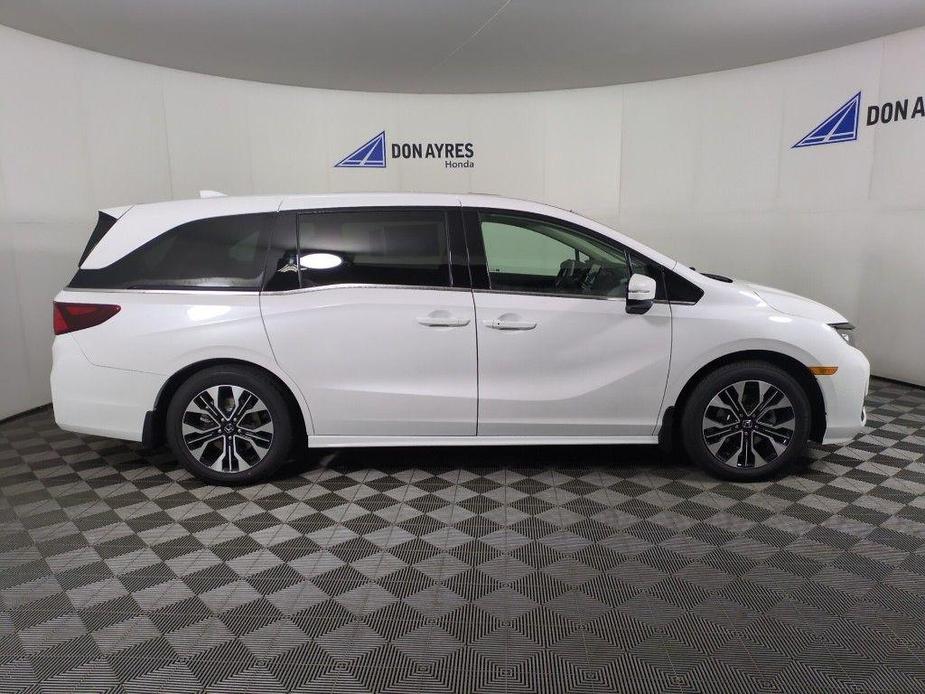 new 2025 Honda Odyssey car, priced at $52,730