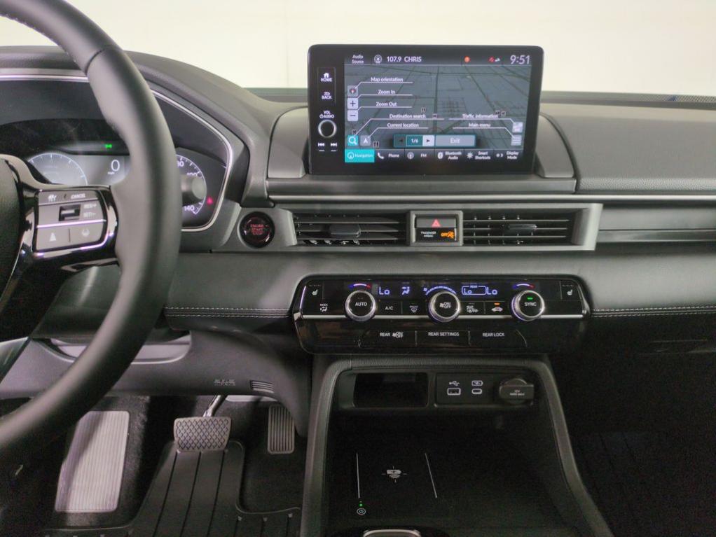 new 2025 Honda Pilot car, priced at $52,549